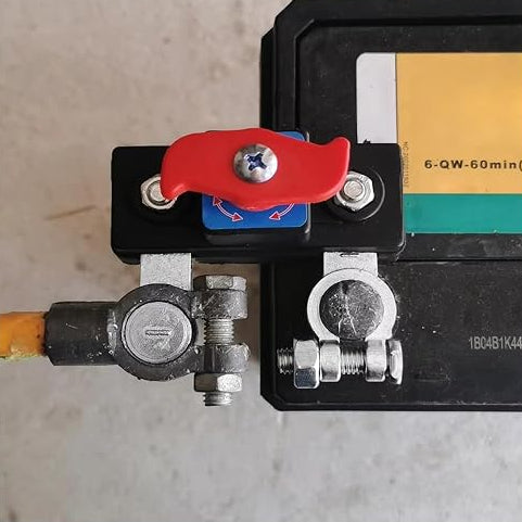 |FREE DELIVERY| 12V/24V Car Battery Cut-Off Switch