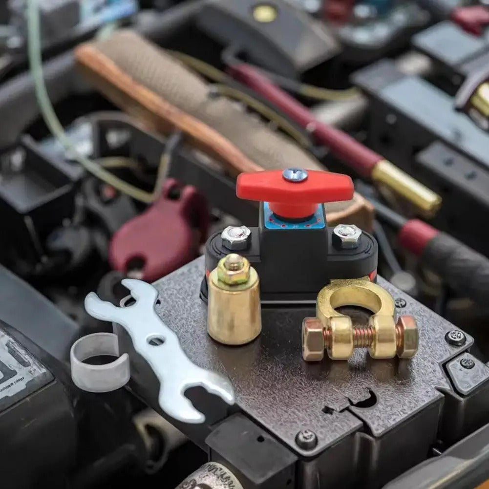 |FREE DELIVERY| 12V/24V Car Battery Cut-Off Switch